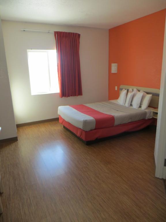 Motel 6-Minonk, Il Quarto foto